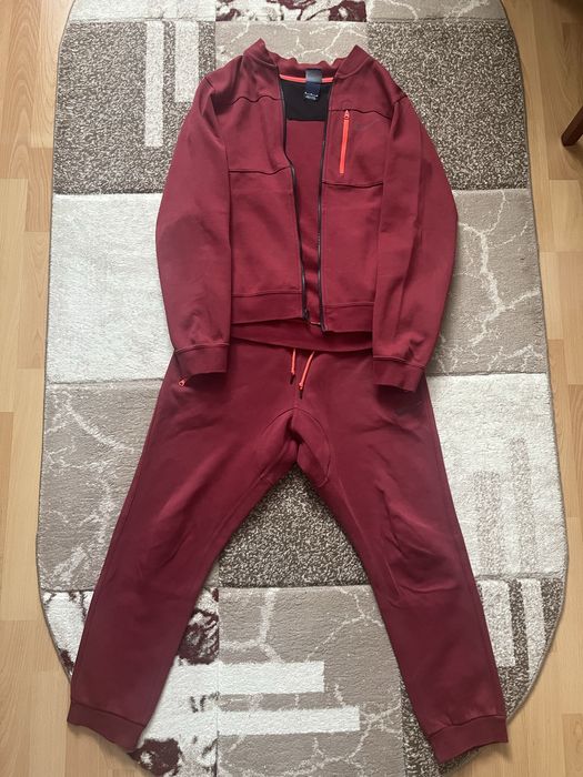 Trening Nike Vișiniu