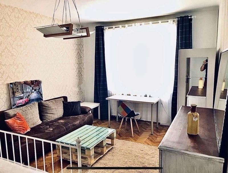 Едностаен, под наем, ж.к Оборище