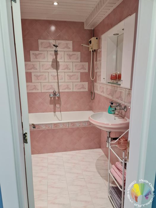 Дава се под наем Тристаен апартамент в Бургас, Славейков - 96 кв.м за 688.5 € - Снимка #8