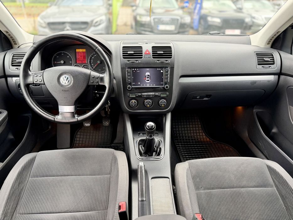 • Vw Jetta 2008 • 1.9 TDI 105 cp / Highline / Parc Auto • Rate •