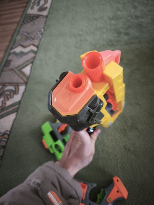 3 puști de jucărie Nerf