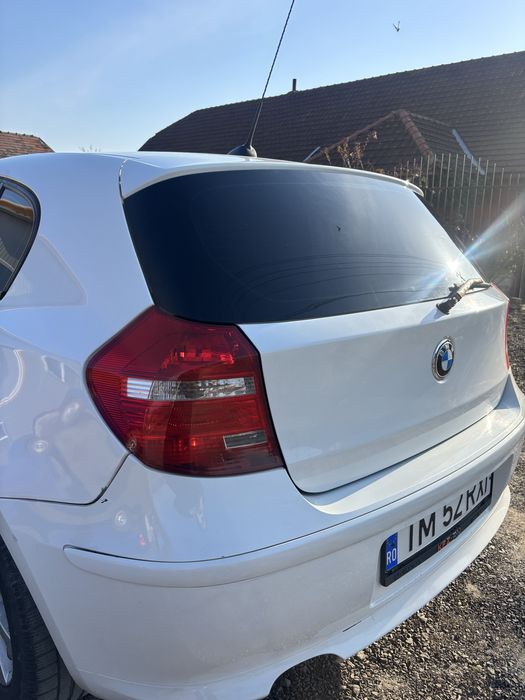 BMW Seria 1 116d • 2.0 Diesel • 2009 • Manual • Înmatriculat