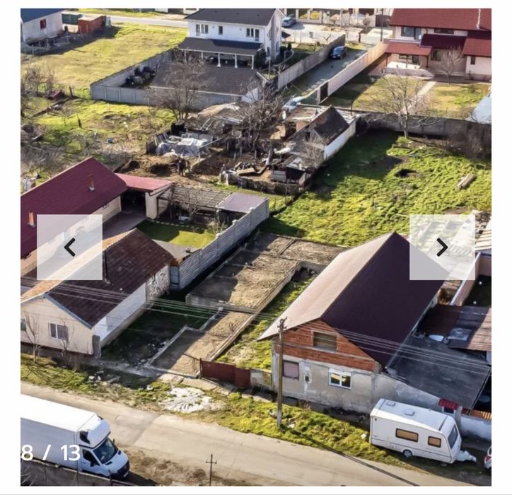 Vand loc de casa cu Fundație ( Teren intravilan )