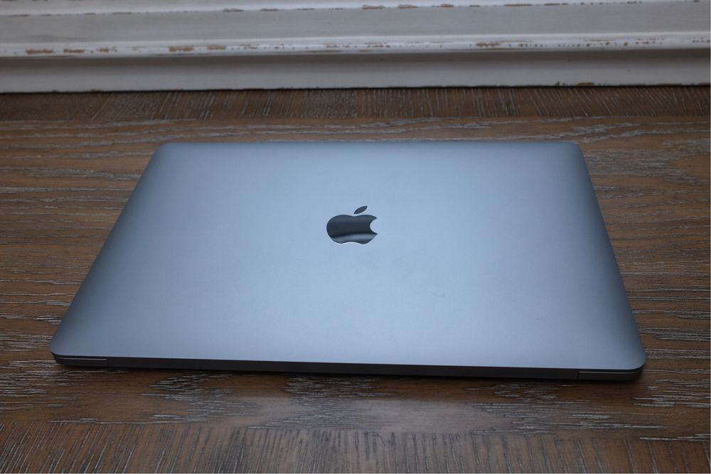 Macbook pro 13 2022, 512GB, m2, touch bar