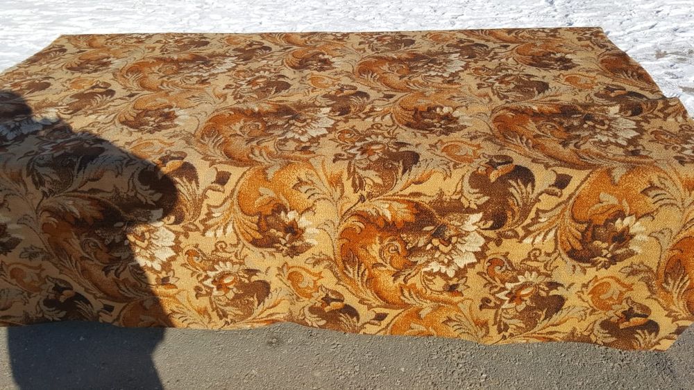 Продам ковры разные!