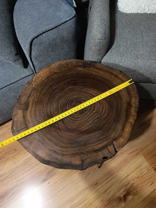 холна, помощна масичка