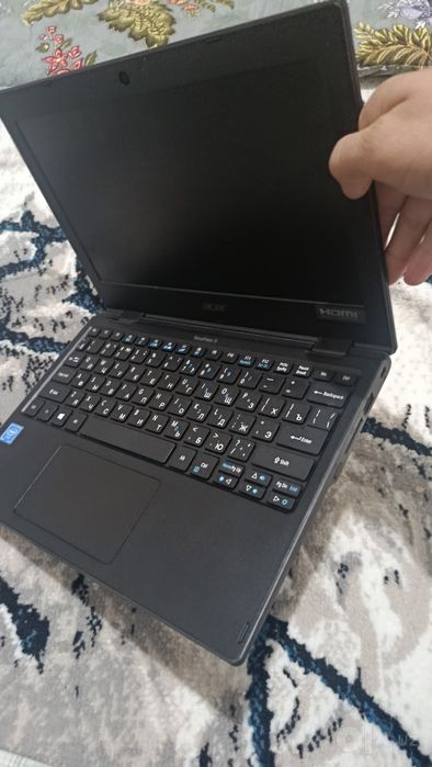 Notbook sotiladi