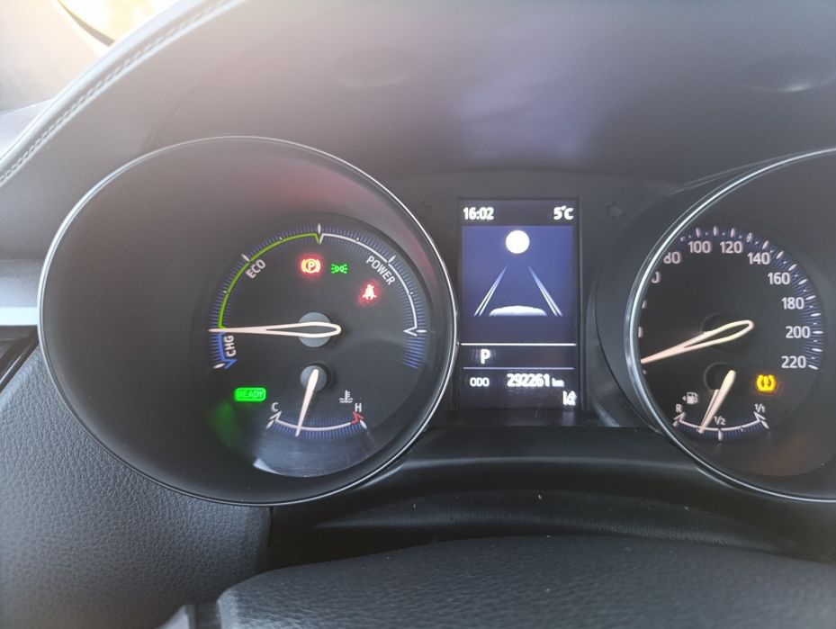 11322 +tva Toyota C-HR Hybrid 1.8 benzina din 2020 cu 290000 km 1