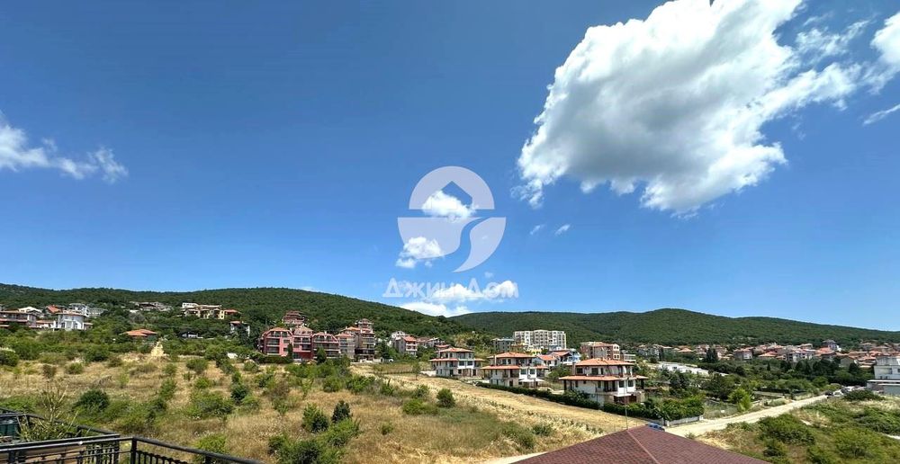 Продава се Двустаен апартамент в Свети Влас - 68 кв.м за 1192 €/кв.м - Снимка #1