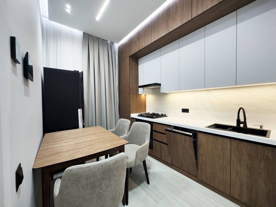 Продажа 2х ком Golden House Парисен  57м2 люкс ремонт