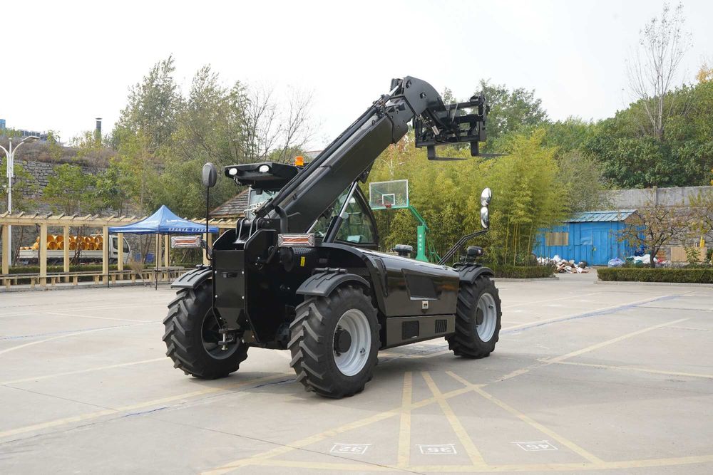 Погрузчик, новый