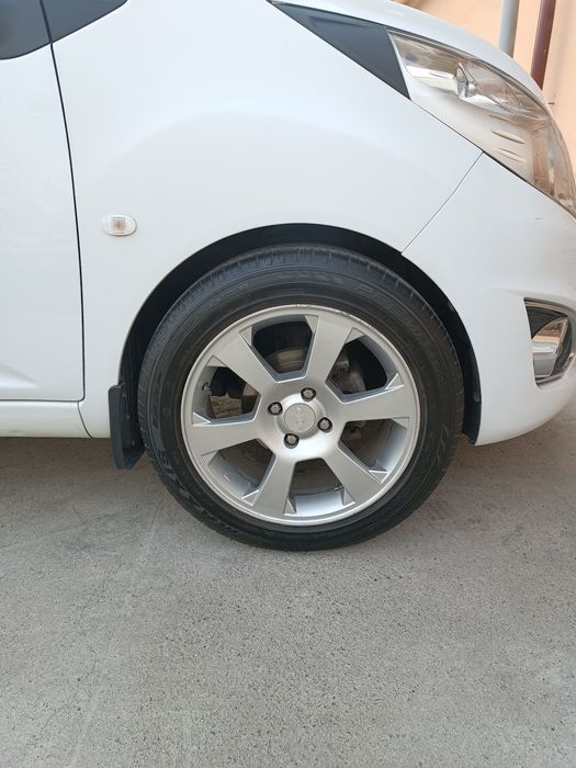 Diska Balon Sotiladi Bolta Jentra Stil 195 55 R16 Holat yaxshi