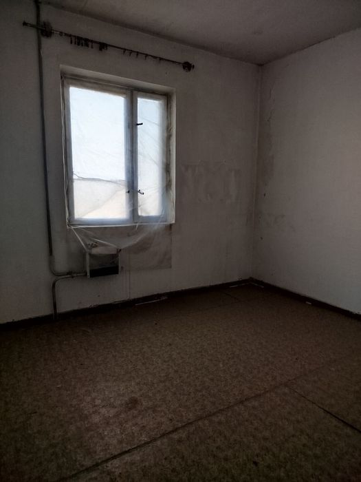 Срочно продаётся 4х ком квартира Бам