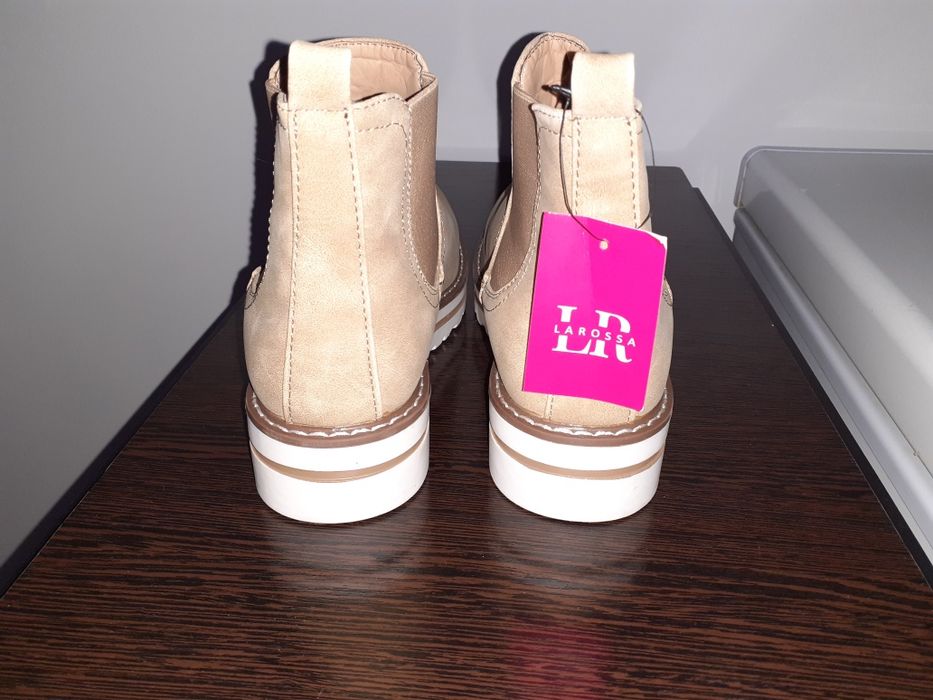 Новый женский обувь