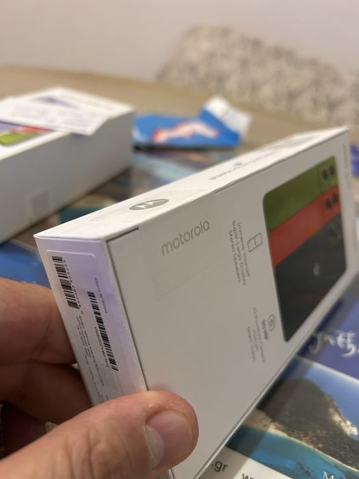ЧИСТО НОВ, НЕРАЗОПАКОВАН смартфон Motorola Moto G06 (4GB / 256GB, Pantone Tapestry Blue) – 2 години гаранция
