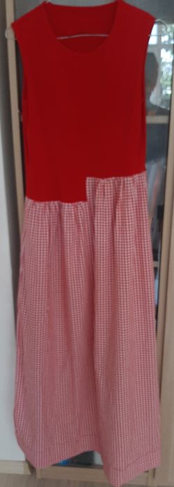 Дамска рокля - остана само в ЧЕРВЕНО