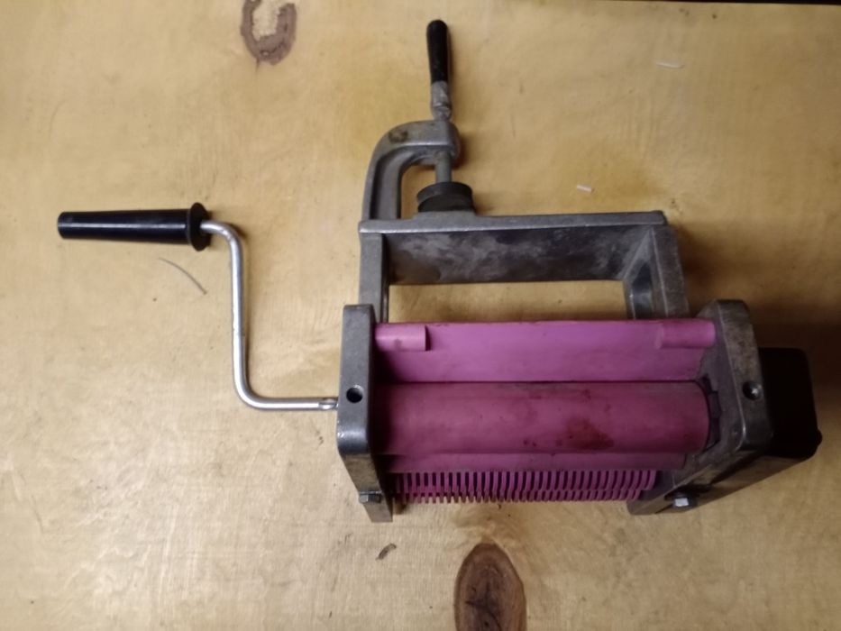 Лапшерезка мясорубка ручная продам
