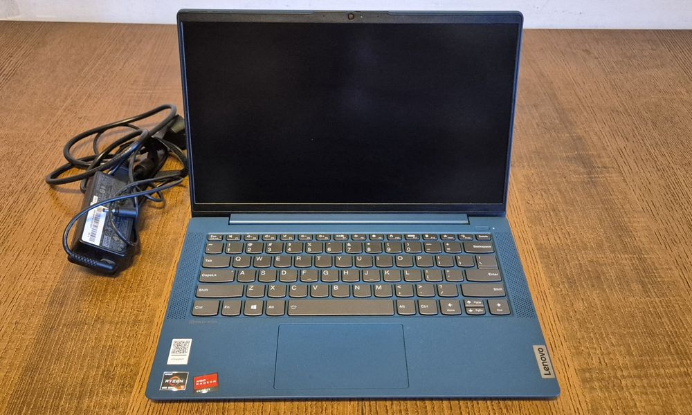 Lenovo IdeaPad 5 14ARE05 | Ryzen 5 4500U | 8GB RAM | SSD 256GB | Full HD | Stare excelentă
