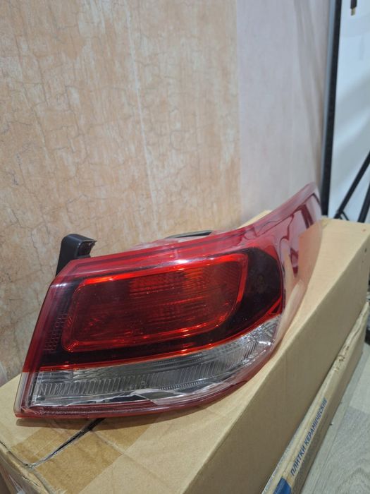 Правый задний фонарь на КИА  5 2018 за 5 тыс!