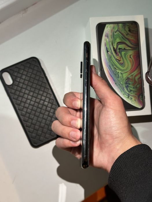 iPhone Xs Max с коробкой