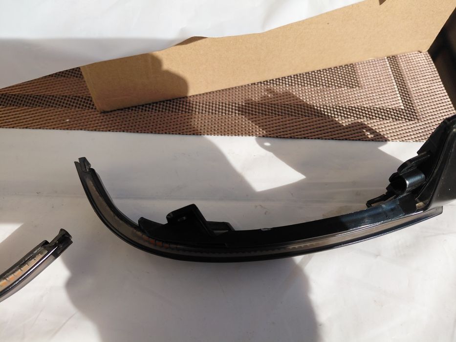 Semnalizari dinamice  Audi 4 b8. B8,5