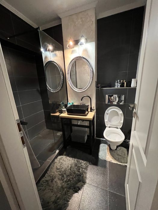 Vand apartament complet renovat, zona Guliver !!!