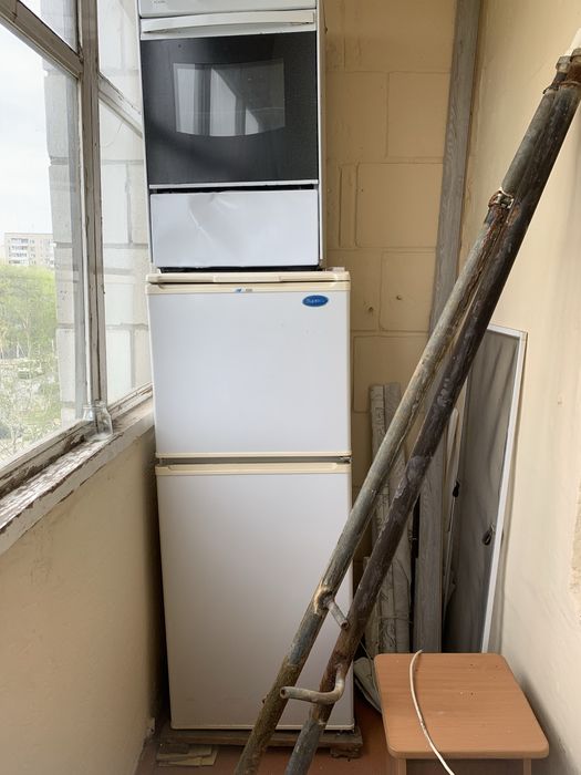 Продам холодильник