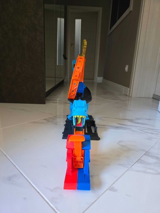 Писта Hot Wheels City - T-Rex