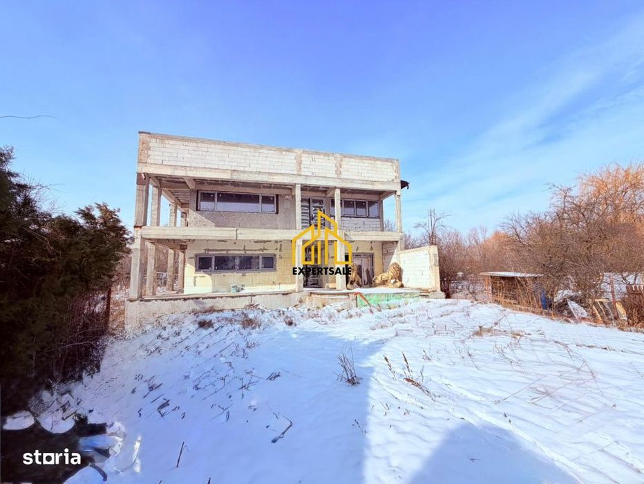 Casa/Vila cu 7 camere, teren 1600 MP/ stadiu avansat/Domnesti/Premium