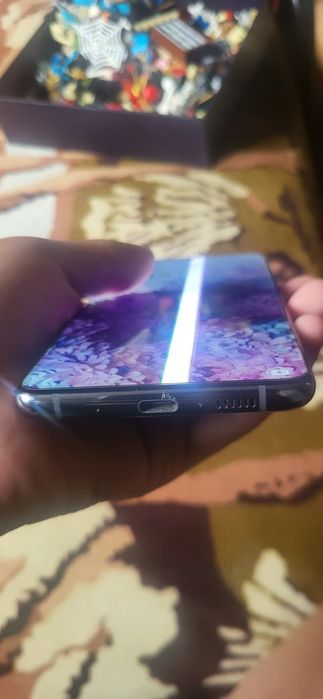 Samsung s20+ продам