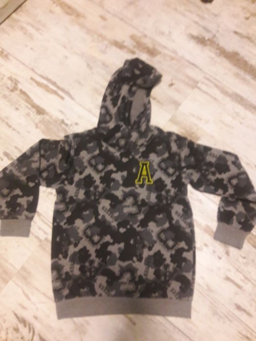 Намалям 6 лв. Горнище за момче