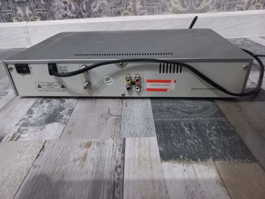 Продам ресивер(тюнер) для спутниковый тарелку
