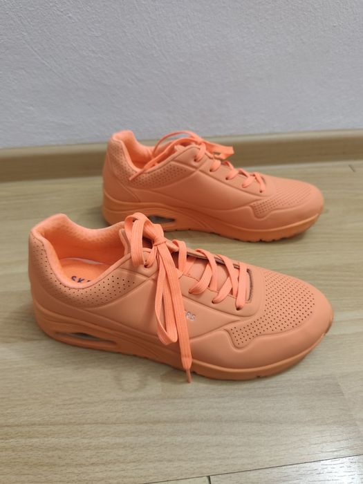 Adidasi Skechers m 39,5