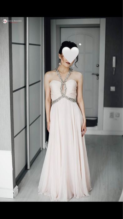 Вечернее платье,на выпускной.