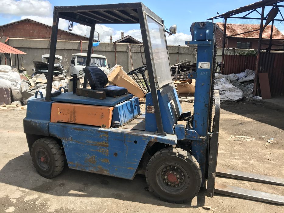 Бензинов мотокар TCM FG30Z4