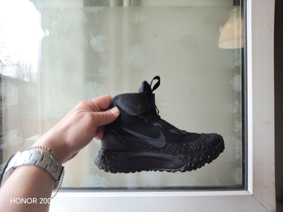 Vând adidas ghetuța Nr 30 Nike Terrascout