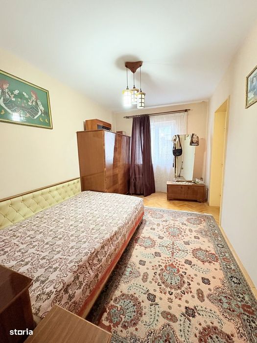 Apartament 3 camere – Traian | Etaj 3 | Zonă foarte bună — fotografia 2