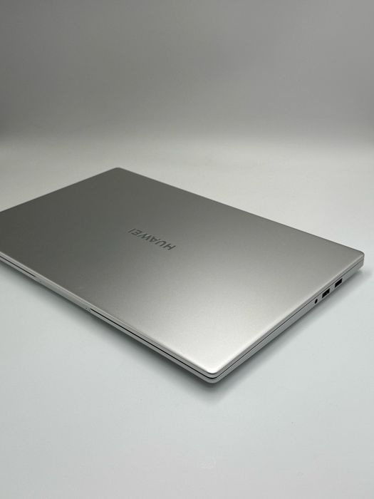 Ноутбук Huawei без комплекте