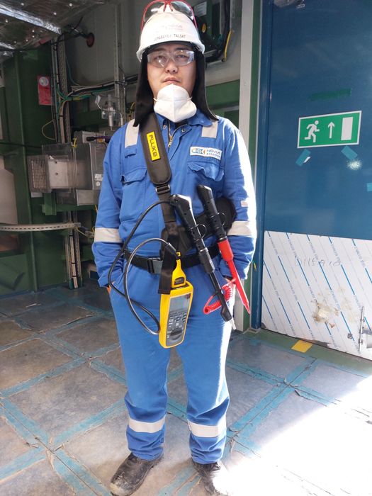 Услуги электрика.