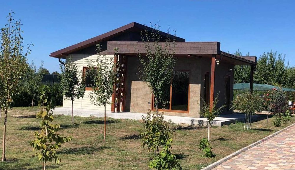 Casa Modulara si Garaje Auto din structura metalica si panou sandwich