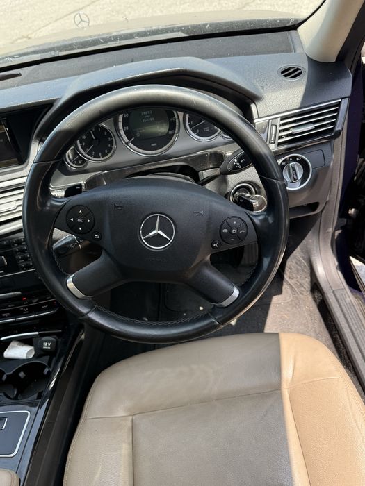 На части Mercedes E350 CDi 265 кс / 7G Панорама w212