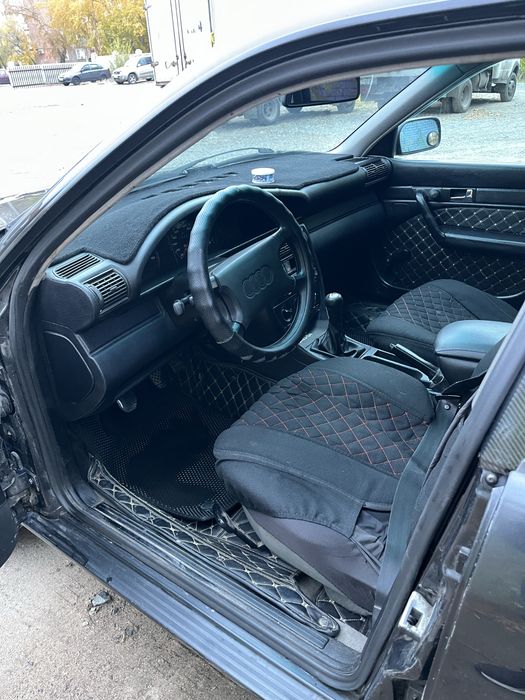 Продам Audi 100c4 2.0