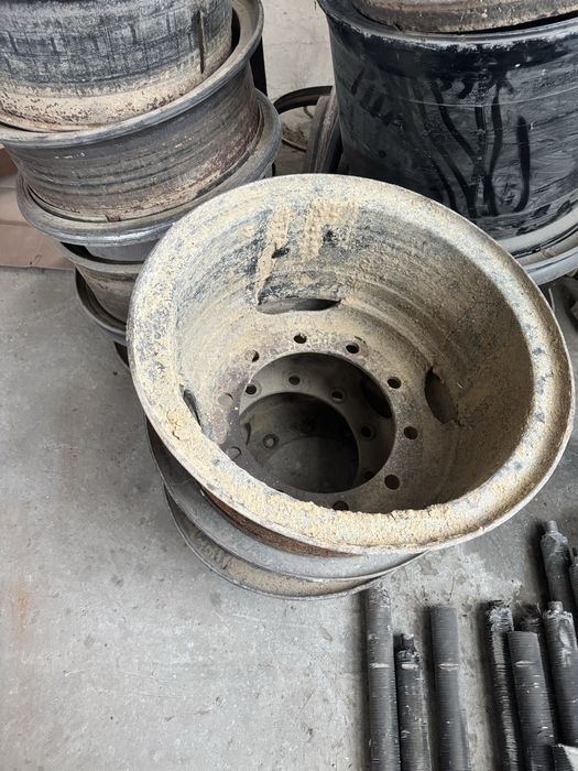 Диск на камаз продается 7 шт