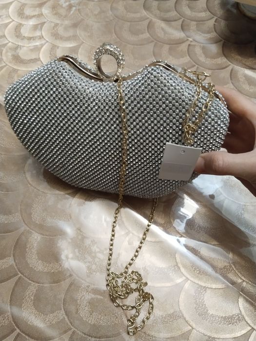 Келинлага то́йбоп сумочка