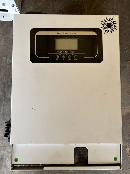Invertor hibrid 3,5kw