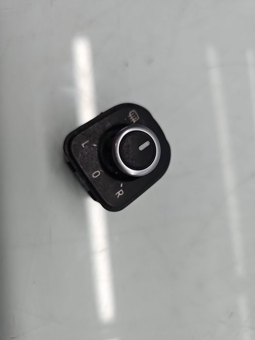 Buton reglaj oglinzi Volkswagen Tiguan (5N) [Fabr 2007-2016] 5K2959565