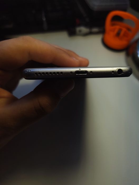 iPhone 6s Plus (Space Gray, 32GB)