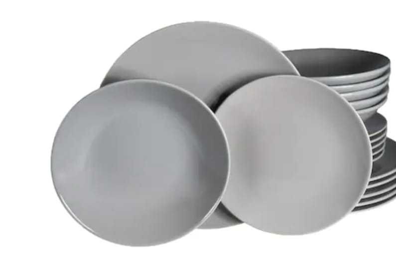 Set farfurii. 50 RON!!