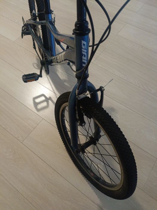 Велосипед  Giant