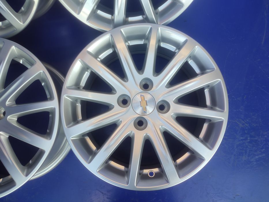 Диски на Chevrolet Cobalt. Новые,